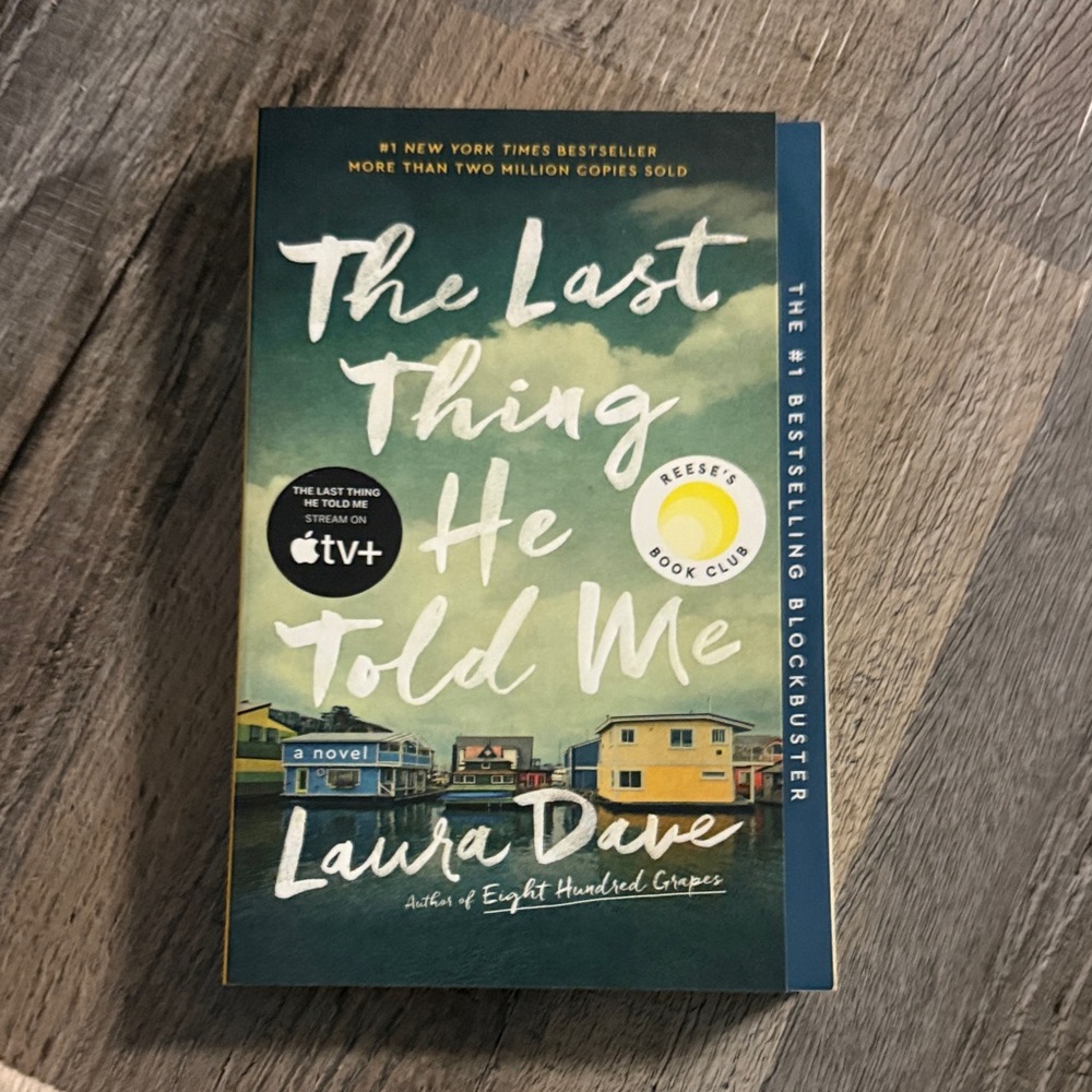 The Last Thing He Told Me by - Multicolor Paperback